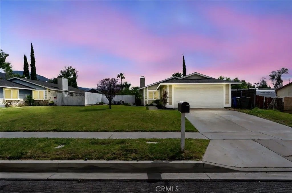 Photo of 4259 N 4th, San Bernardino, CA 92407 (MLS # DW26072437)