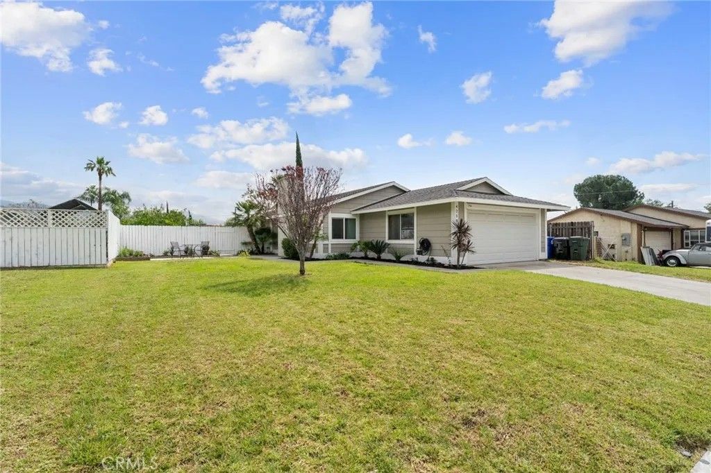 Photo of 4259 N 4th, San Bernardino, CA 92407 (MLS # DW26072437)