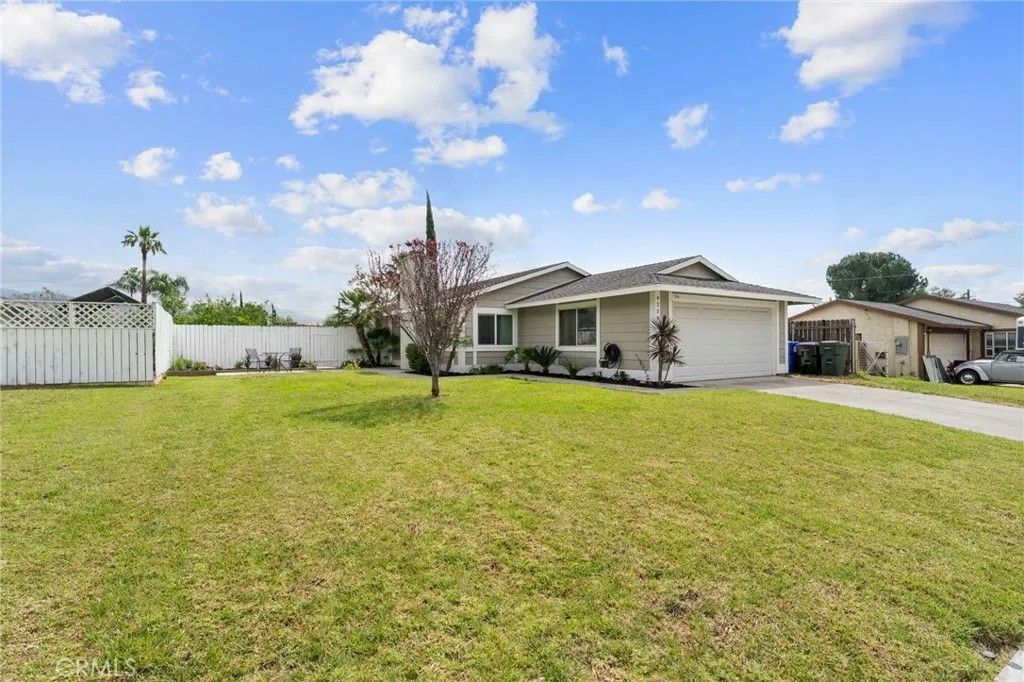 Photo of 4259 N 4th, San Bernardino, CA 92407 (MLS # DW26072437)