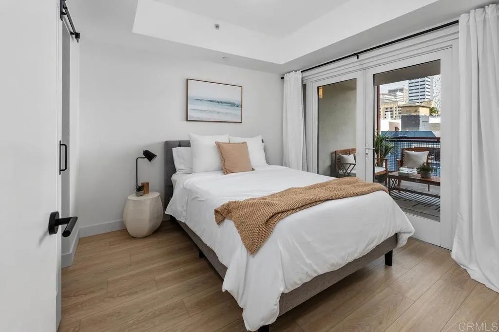 875 G Street 303