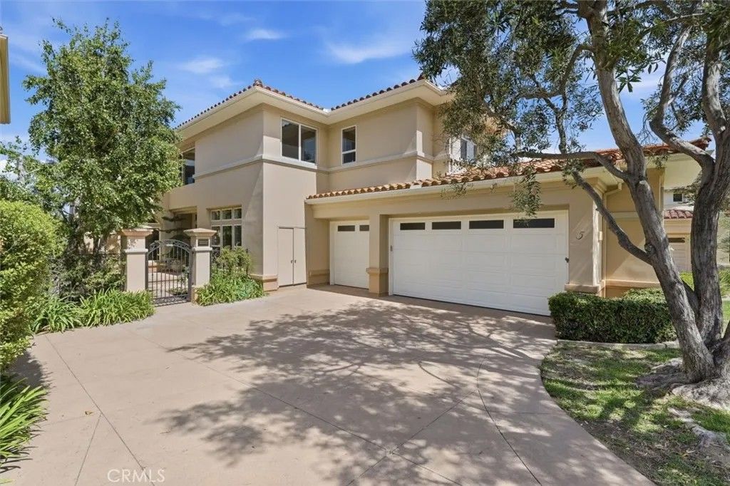 Photo of 5 Shore Pine, Newport Coast, CA 92657 (MLS # NP26089896)