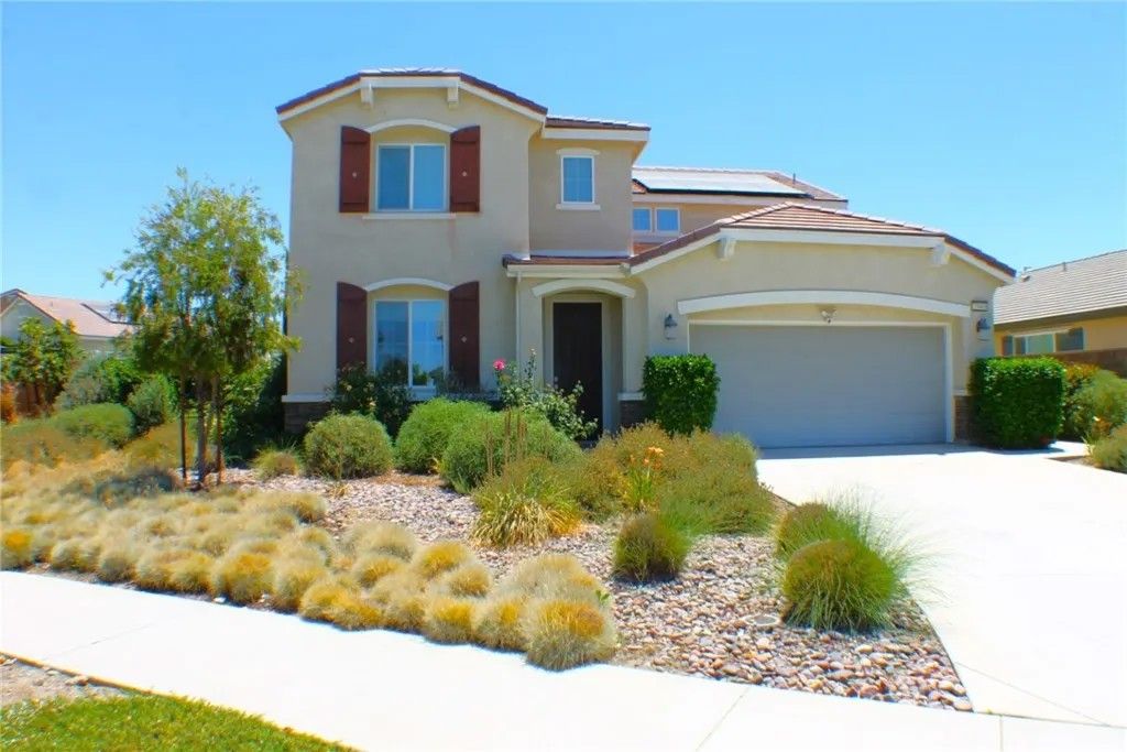 Photo of 2040 Citron Court, Redlands, CA 92374 (MLS # IV25253921)