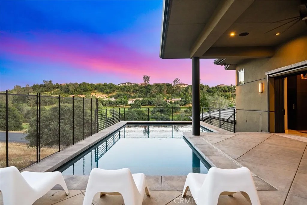 3386 Canyon Oaks Terrace