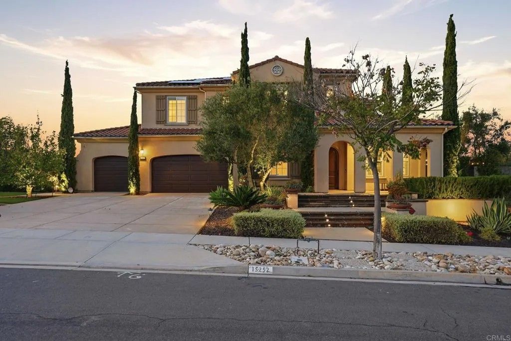 Photo of 15252 Via Santa Vienta, San Diego, CA 92131 (MLS # PTP2600420)