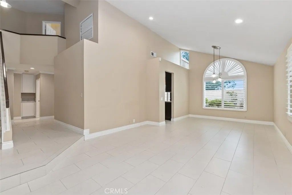 Photo of 1 Santa Catrina, Rancho Santa Margarita, CA 92688 (MLS # OC26069376)