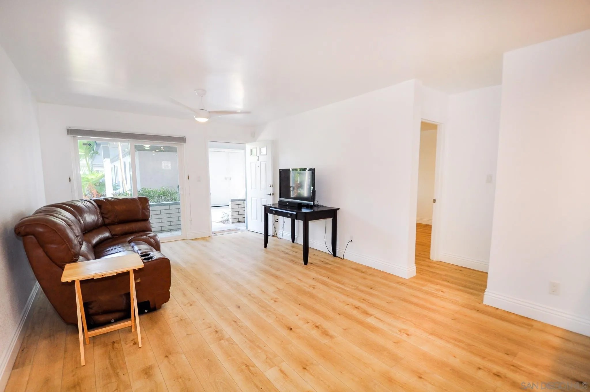 1111 Seacoast Drive 3