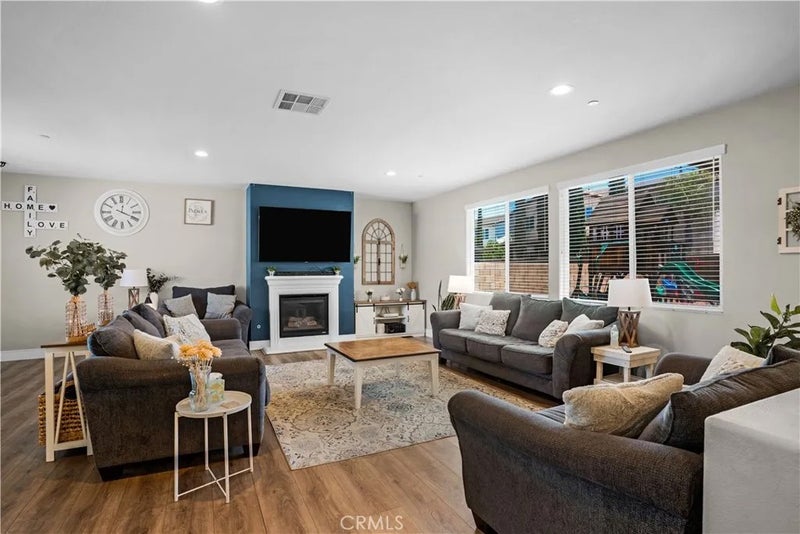 34900 Old Vine Court