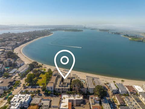 Photo of 1235 Parker Pl #2B, San Diego, CA 92109 (MLS # 260020652)