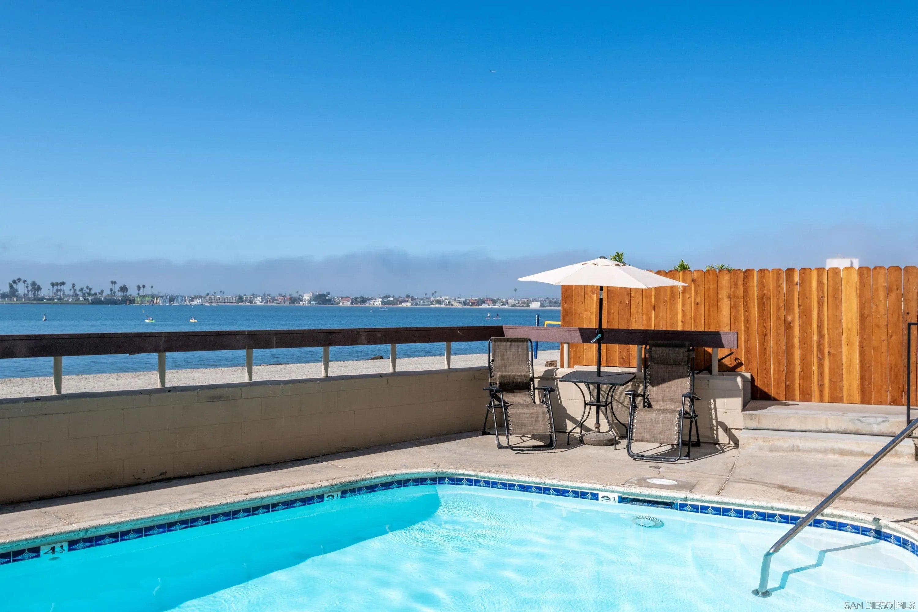 1235 Parker Pl 2B