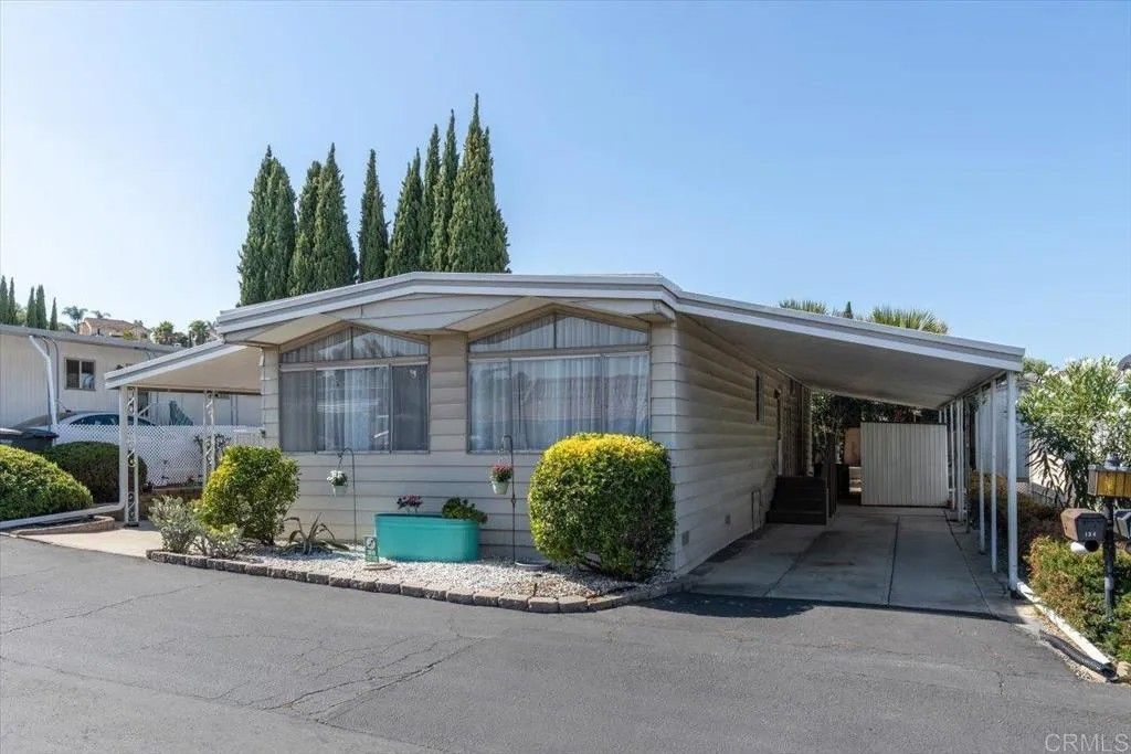 Photo of 718 Sycamore Ave #134, Vista, CA 92083 (MLS # NDP2509139)