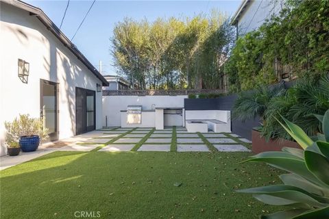 Tiny photo for 966 Rosecrans Avenue, Manhattan Beach, CA 90266 (MLS # SB25244391)