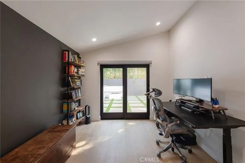 Tiny photo for 966 Rosecrans Avenue, Manhattan Beach, CA 90266 (MLS # SB25244391)
