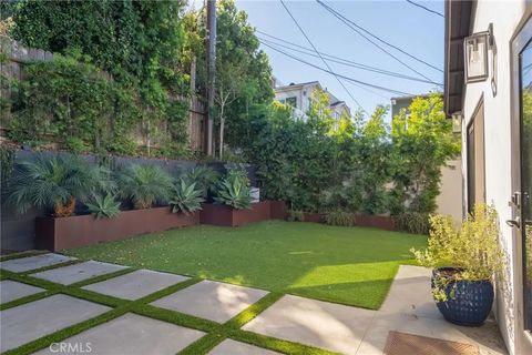 Tiny photo for 966 Rosecrans Avenue, Manhattan Beach, CA 90266 (MLS # SB25244391)