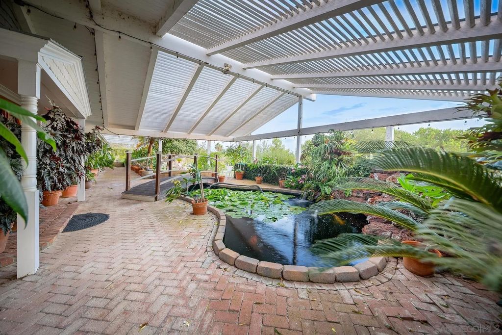 Photo of 13764 McNally Rd, Valley Center, CA 92082 (MLS # 250037510)