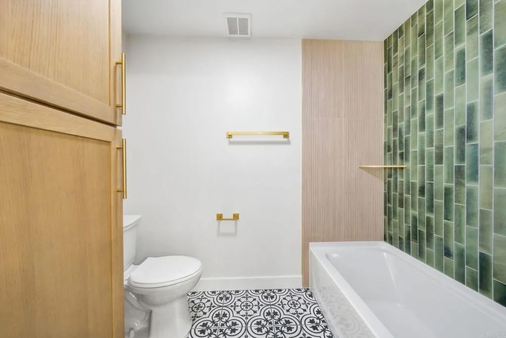 6757 Friars Road 36