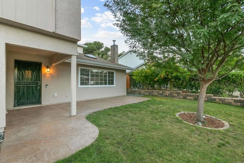 3813 Sierra Morena Avenue