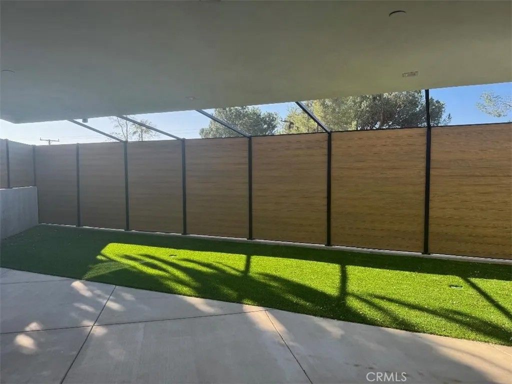 Photo of 2846 Fairmount Ave, La Crescenta, CA 91214 (MLS # PW26071888)