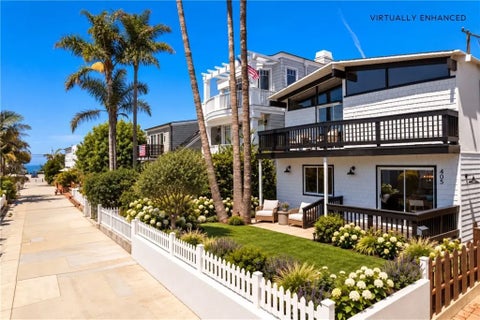 Photo of 405 10th Street, Manhattan Beach, CA 90266 (MLS # SB26181115)