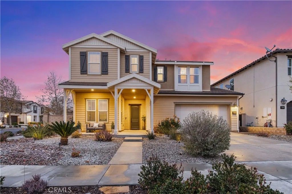 Photo of 20825 Red Sky Ct, Saugus, CA 91350 (MLS # SR26007107)