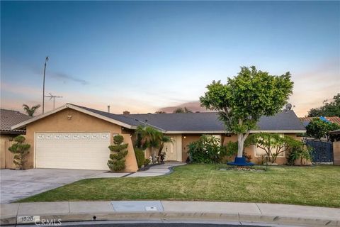 1326 S Briargate Glendora CA 91740