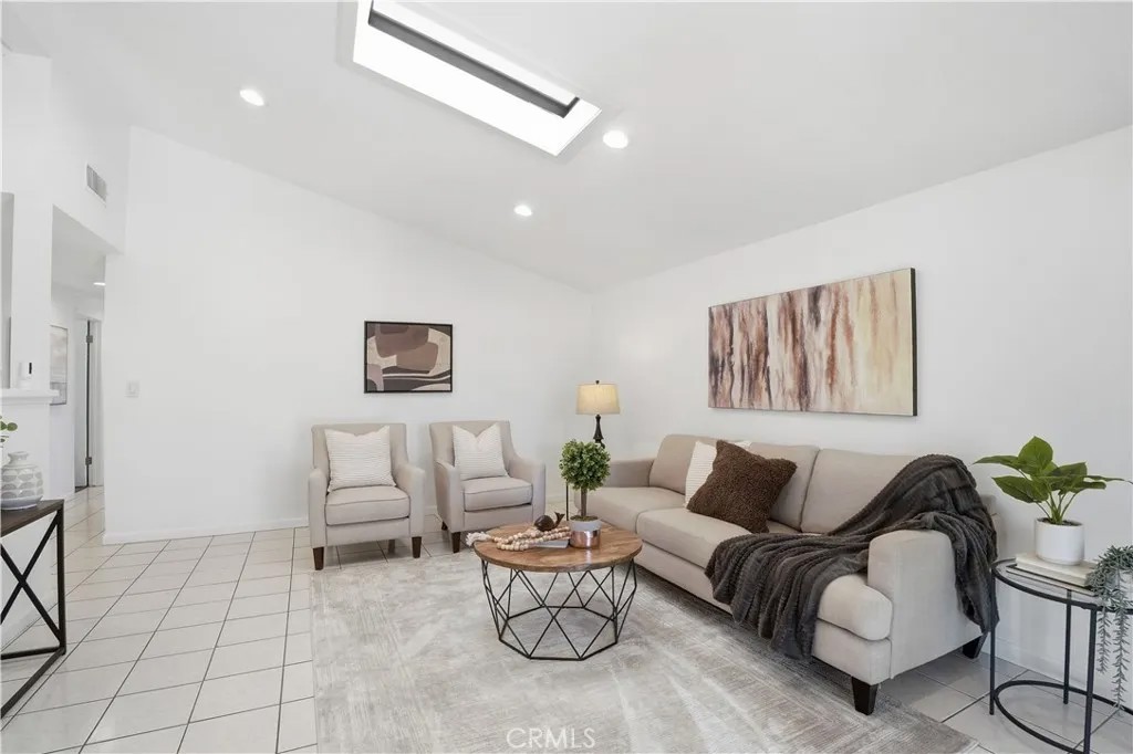 18631 Kimbrough Street