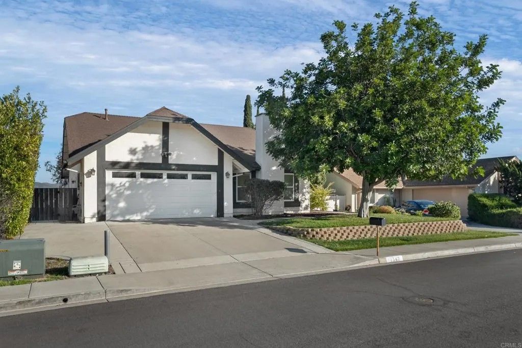 Photo of 1347 Dorsey Way, Vista, CA 92083 (MLS # PTP2508972)