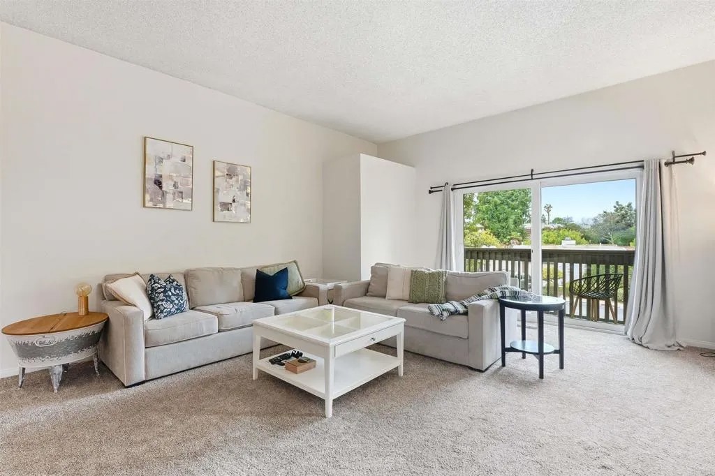 6615 Reservoir Court