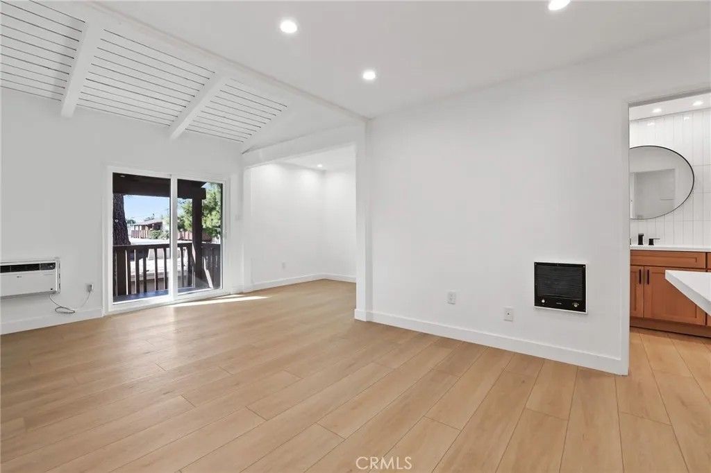 Photo of 1030 W Macarthur Blvd #90, Santa Ana, CA 92707 (MLS # OC26053936)