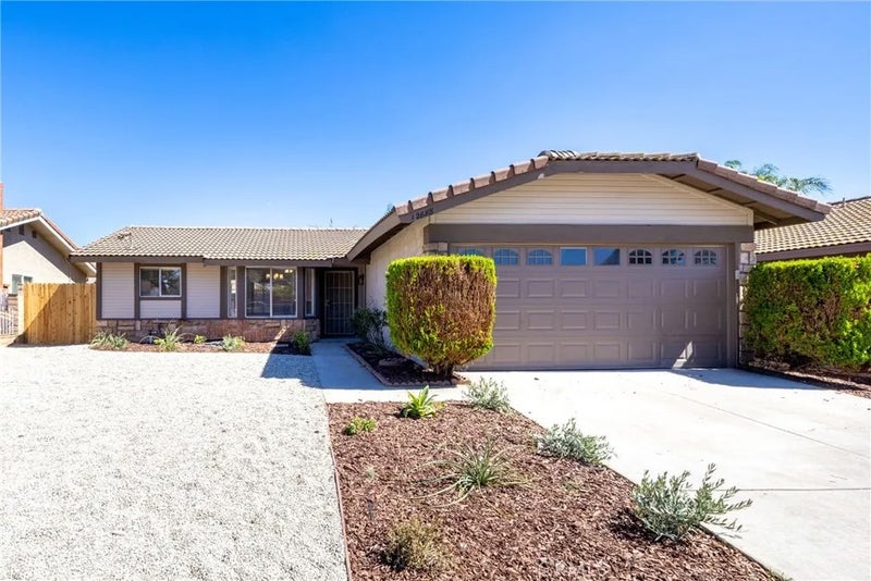 12888 Valley Springs