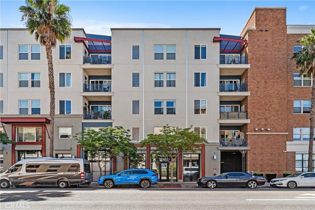 Photo of 300 E 4th Street #304, Long Beach, CA 90802 (MLS # PW26074228)
