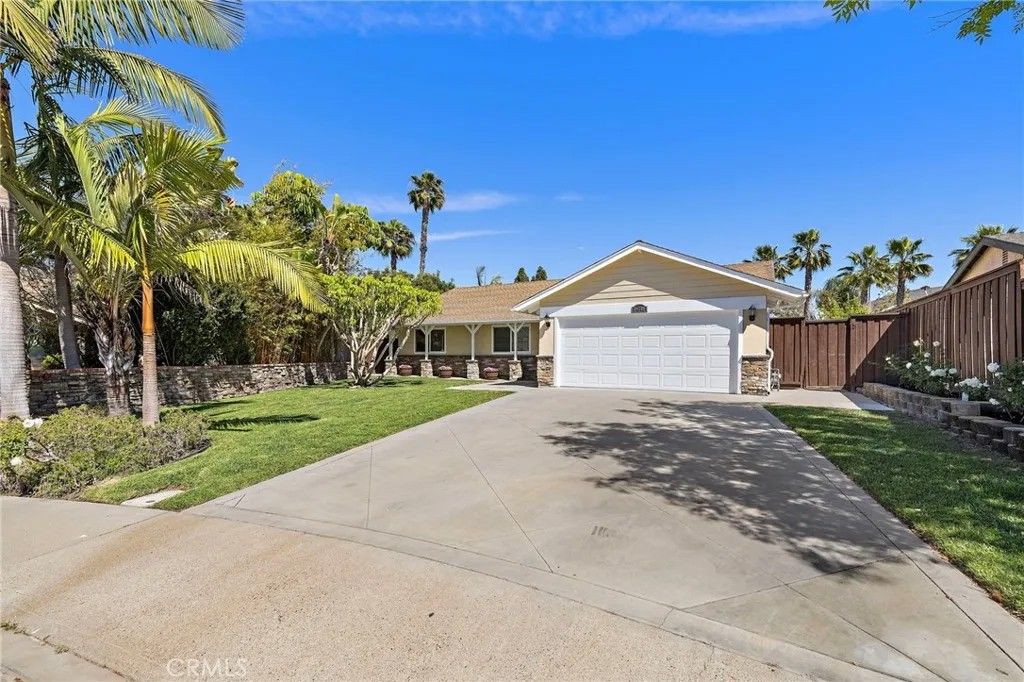 Photo of 24725 Camarillo Street, Dana Point, CA 92629 (MLS # OC26066912)