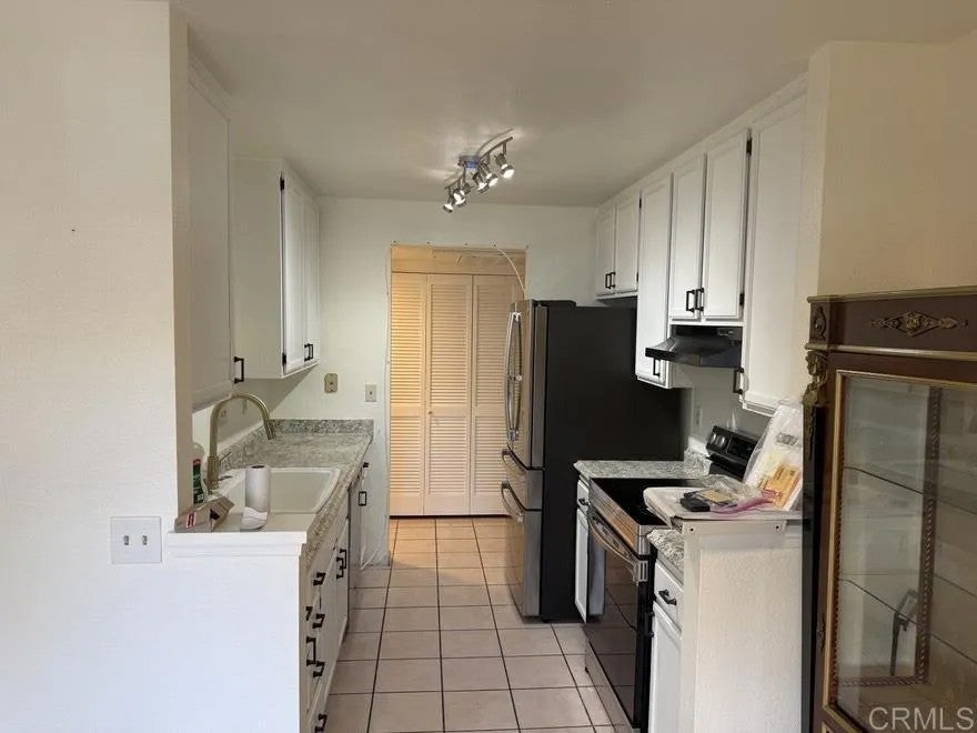 11523 Fury Lane 106