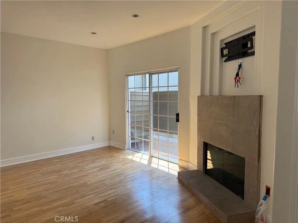 Photo of 292 Alpine Street #2, Pasadena, CA 91106 (MLS # TR26061961)