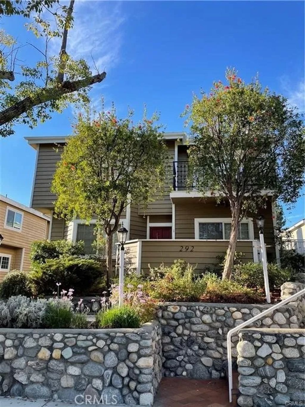Photo of 292 Alpine Street #2, Pasadena, CA 91106 (MLS # TR26061961)