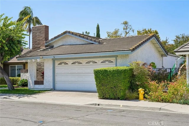 19 Woodrush, Irvine