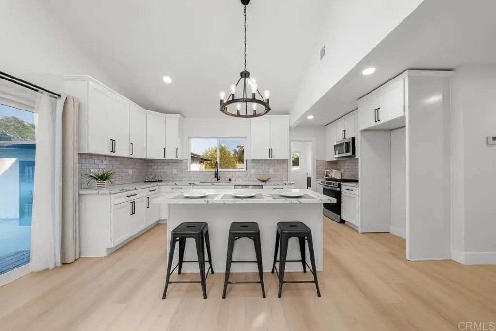 Photo of 7118 Stanford Ave, La Mesa, CA 91942 (MLS # PTP2508594)