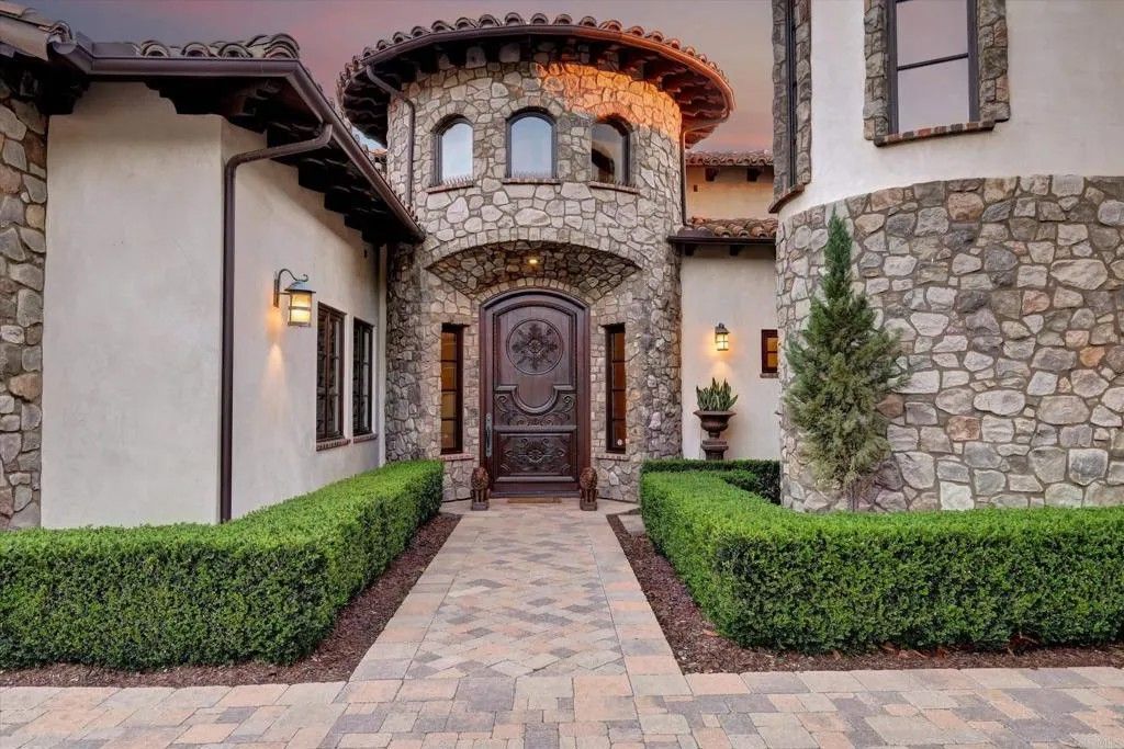 Photo of 18179 El Brazo, Rancho Santa Fe, CA 92067 (MLS # PTP2509027)