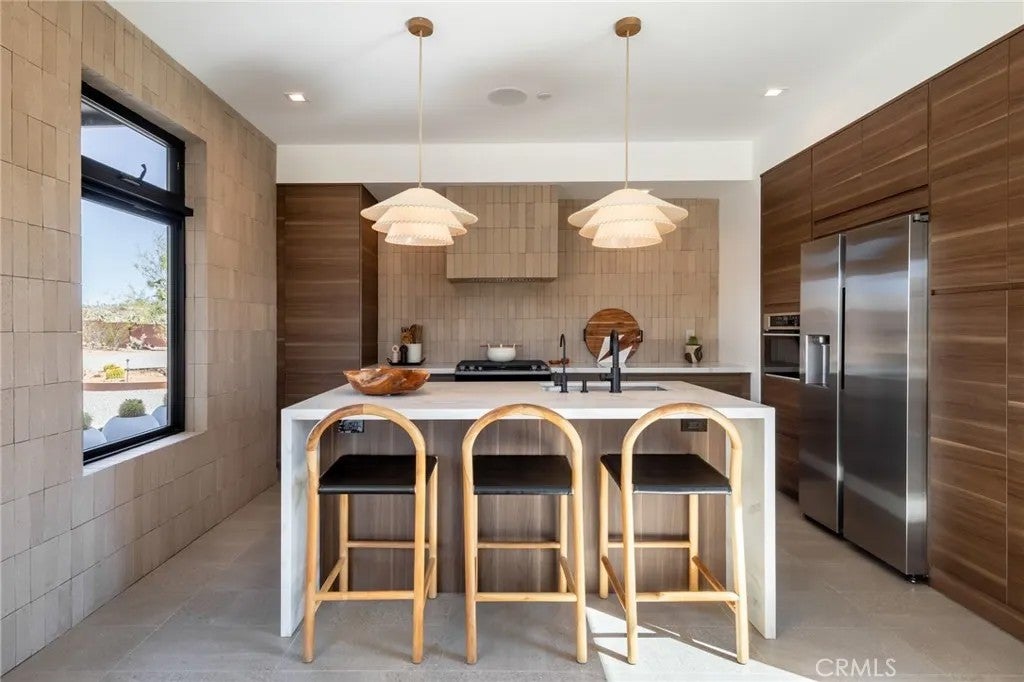 58275 Buena Vista Drive