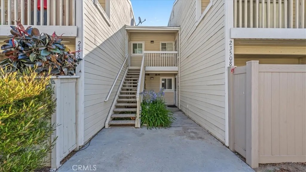 23506 Cambridge Road