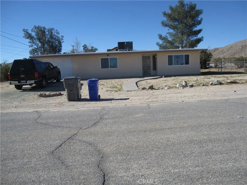 Photo of 5954 VALLEY VIEW Street, Joshua Tree, CA 92252 (MLS # PW25277947)