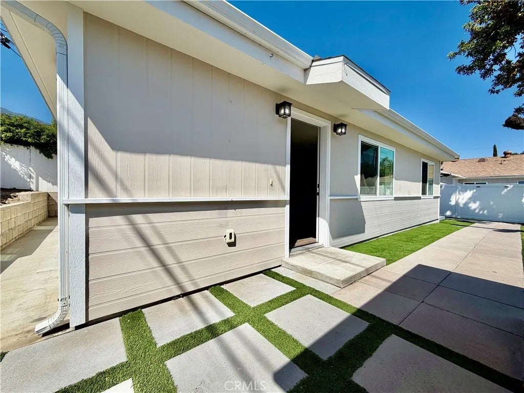 Photo of 361 Norumbega Drive, Monrovia, CA 91016 (MLS # AR26130896)