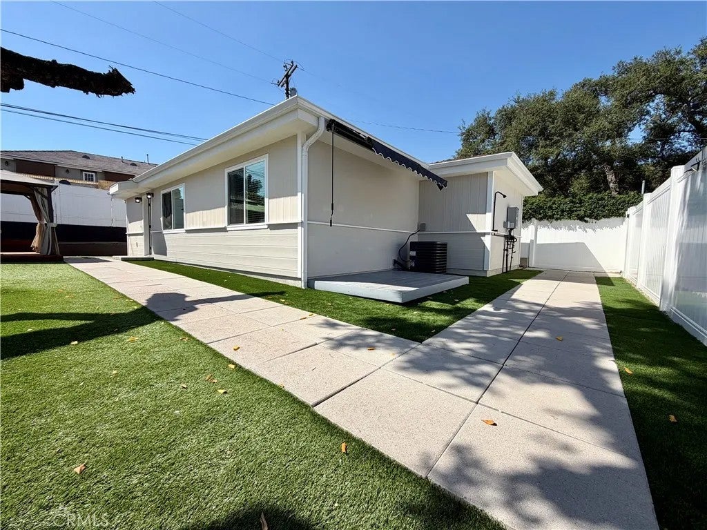 Photo of 361 Norumbega Drive, Monrovia, CA 91016 (MLS # AR26130896)