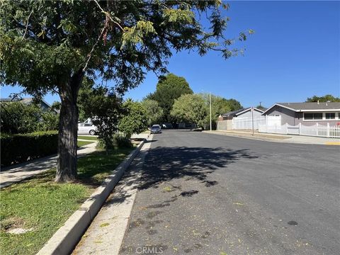 Tiny photo for 8429 Sunnybrae Ave, Winnetka, CA 91306 (MLS # SR25247200)