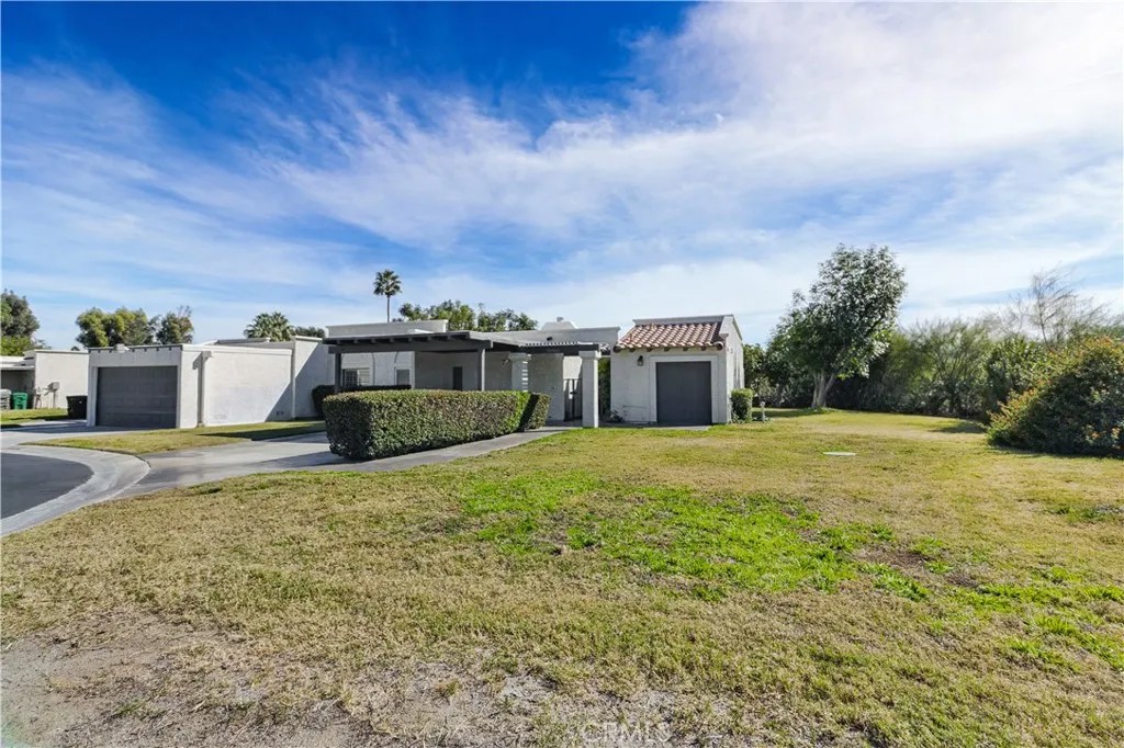 78981 Bayside Court