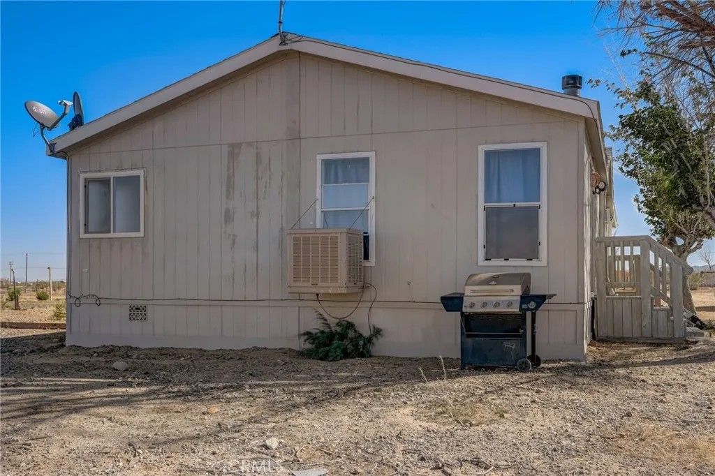 Photo of 19032 Bonanza Trail, Helendale, CA 92342 (MLS # PW26017906)