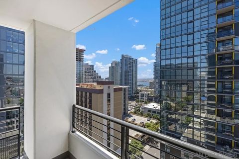 Tiny photo for 425 W Beech St #1504, San Diego, CA 92101 (MLS # 250038950)
