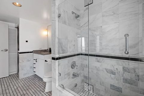 Tiny photo for 425 W Beech St #1504, San Diego, CA 92101 (MLS # 250038950)