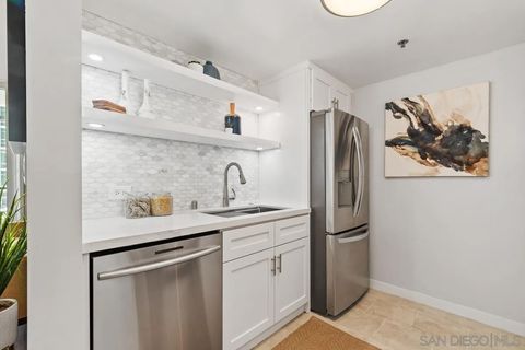 Tiny photo for 425 W Beech St #1504, San Diego, CA 92101 (MLS # 250038950)