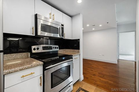 Tiny photo for 425 W Beech St #1504, San Diego, CA 92101 (MLS # 250038950)