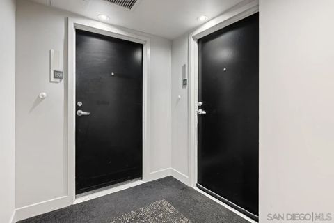 Tiny photo for 425 W Beech St #1504, San Diego, CA 92101 (MLS # 250038950)